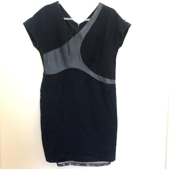 Hugo Boss Navy and Black Dress Size 12 - Picture 1 of 4